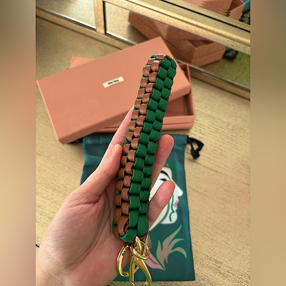 Miu Miu Leather Keychain Trick in Cognac/Mango Braided With Snap-Hook Logo - Picture 6 of 15